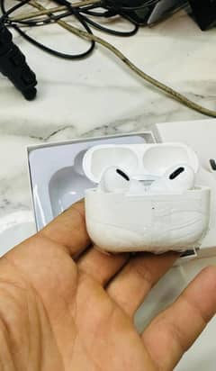 AIRPODS PRO  2ND GENERATION
