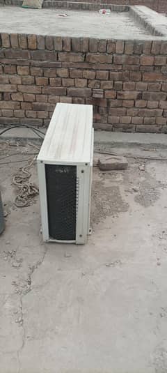 AC