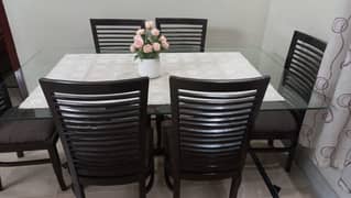 Dining Table with 06 Chairs