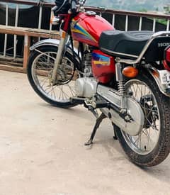 Honda 125cc model 2005 document caler 03274970772 whatsapp