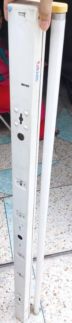branded new like tubelights with holders for sale