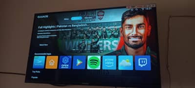Smart LED TV 32'