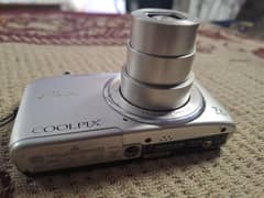 NIKON COOLPIX S 3500 20 MEGA PIXEL CAMERA