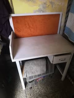 computer table