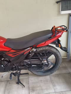 Suzuki GR 150 2022