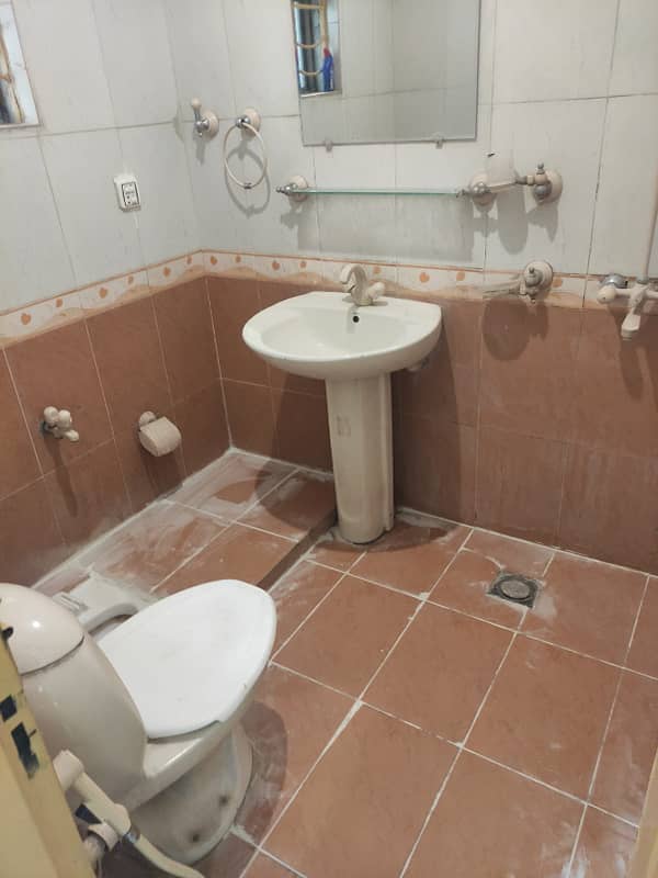 I-8 Separate Gate Lower Ground Open Basement Is Available For Rent At Ideal Location 6