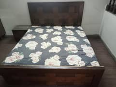 bed with 2 side tables