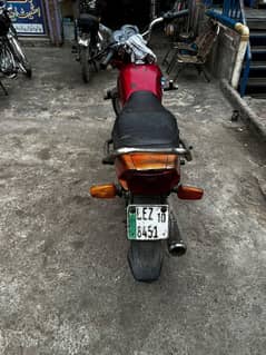 Yamaha junoon 100cc kisi kisa ka  masala Nahin hai all documents clear