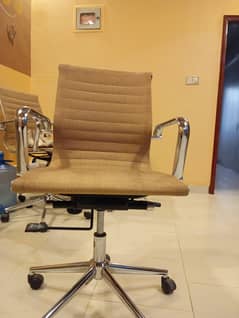 Office chairs and home decore chairs for sale