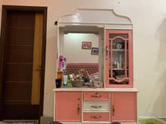 Cupboard/make