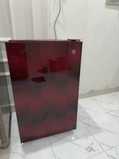 Mini fridge