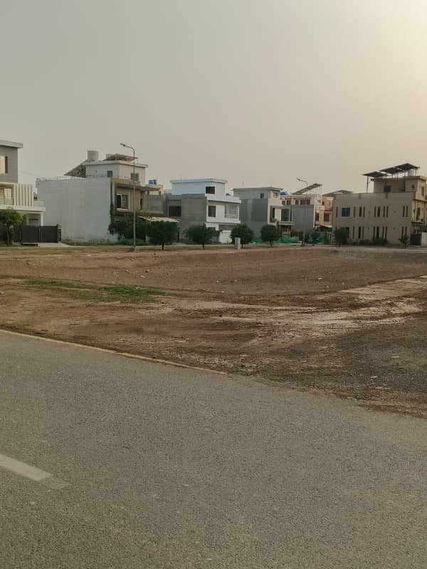 5 Marla Ideal Location Plot For Sale In Jade Extension Block Park View City Lahore 5