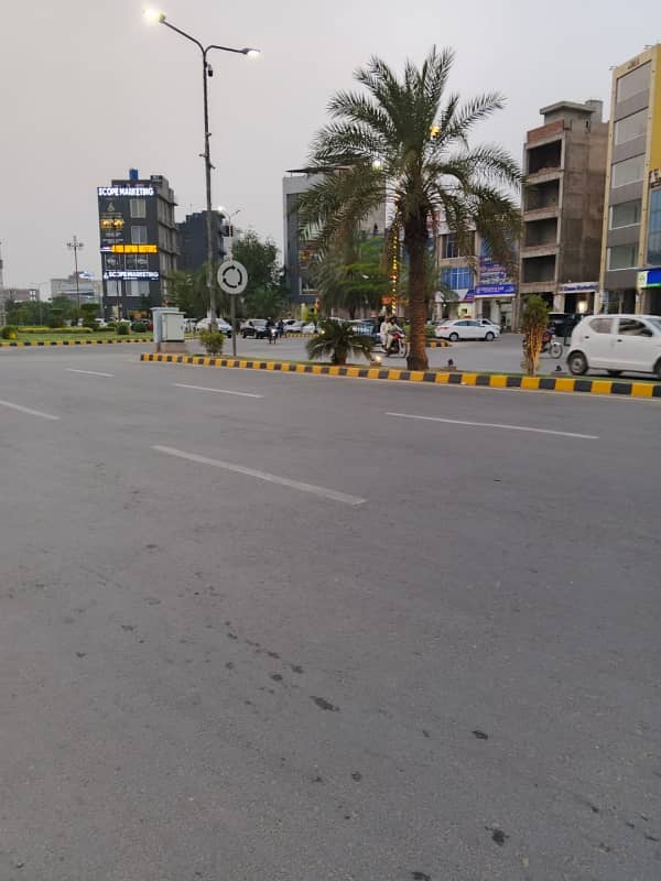 5 Marla Ideal Location Plot For Sale In Jade Extension Block Park View City Lahore 30