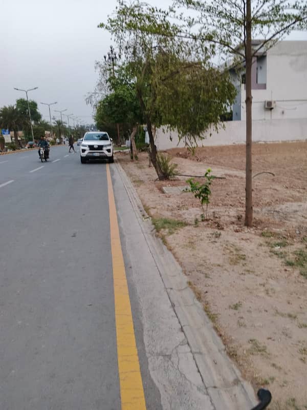 5 Marla Ideal Location Plot For Sale In Jade Extension Block Park View City Lahore 36