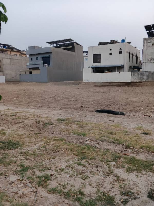 5 Marla Ideal Location Plot For Sale In Jade Extension Block Park View City Lahore 42