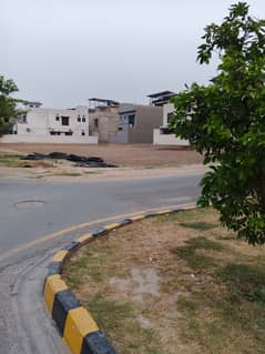 5 Marla Plot Full Possession Paid With Transfer Free Plot For Sale In Sapphire Block Park View City Lahore