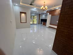 Boys hostel for job person / students near to kips