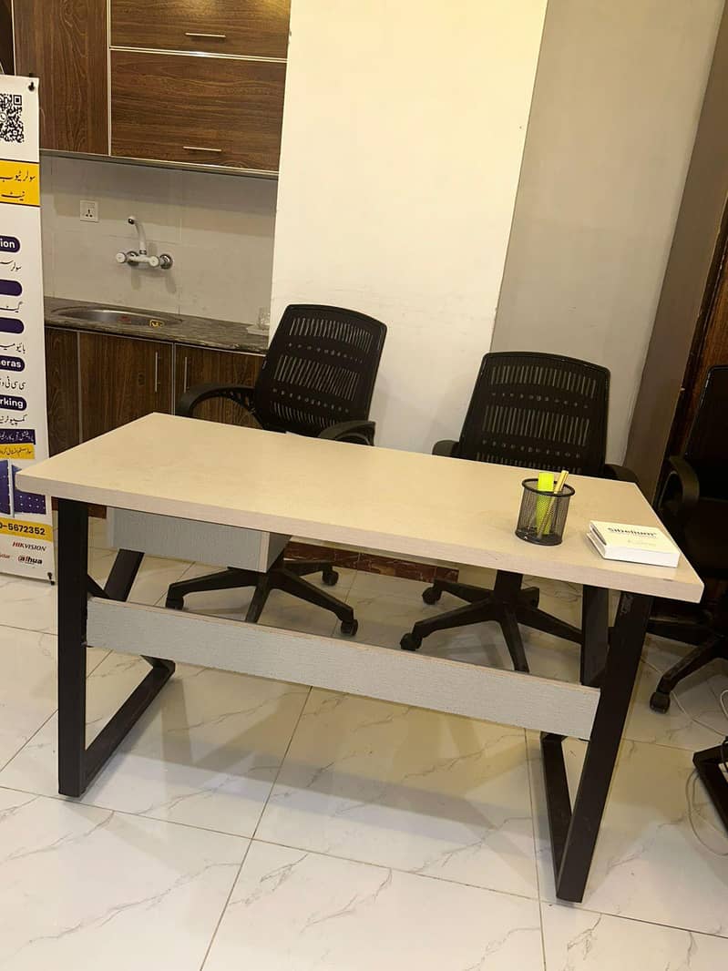 office table condition 10/10 2 month use 2