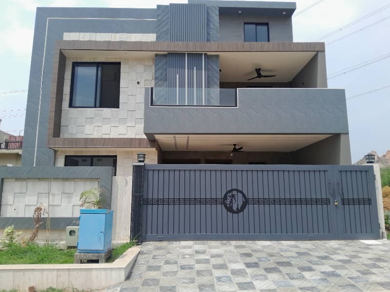 Beautiful 10 marla in A block |CDA block |B-17 0