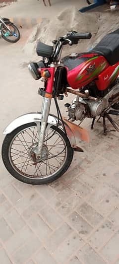 just buy and drive boht achi condition me ek hath use final price