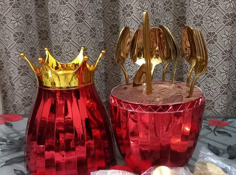 Golden Dinner Spoons and Sweet Spoons Sets 2
