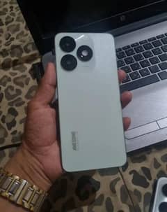 itel A50 4 8+64 open box phone