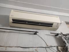selling split 1.5 ton in low price