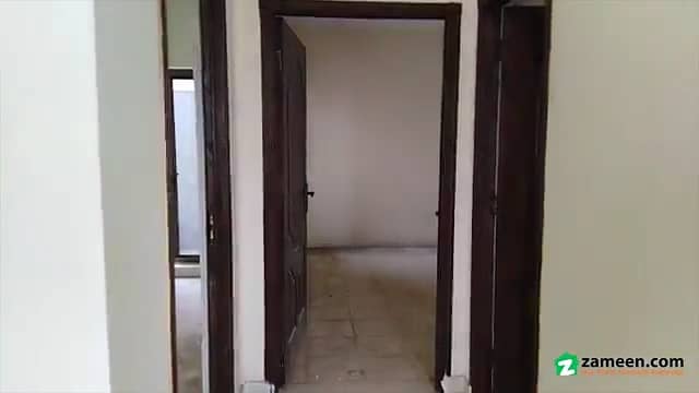 2nd FLOOR FLAT AVAILABLE FOR SALE AT PRIME LOCATION IN KHAYABAN-E-AMIN P BLOCK 5