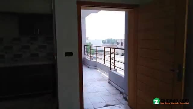 2nd FLOOR FLAT AVAILABLE FOR SALE AT PRIME LOCATION IN KHAYABAN-E-AMIN P BLOCK 7
