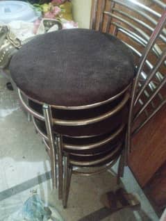 glass round dining table