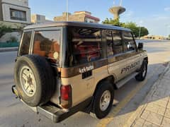 Toyota Land Cruiser Prado 1992