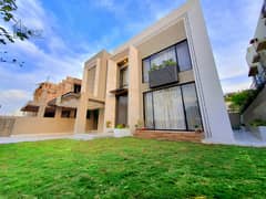 1 Kanal Designer House On 60 Feet Road Near DHA-4 Bridge