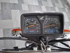 125