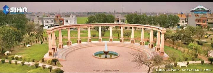 20MARLA CORNER RESIDENTIAL PLOT AVAILABLE FOR SALE AT PRIME LOCATION IN KHAYABAN-E-AMIN Q BLOCK 7