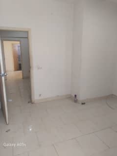 Studio Apartment For Rent 2 Bed Lounge Kitchen Fully Renovated Maintain Flat 2nd Floor with out lift Muslim Commercial
