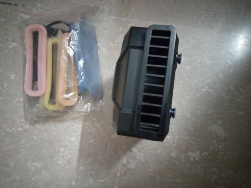 Laptop Cooler Side Mounted 1