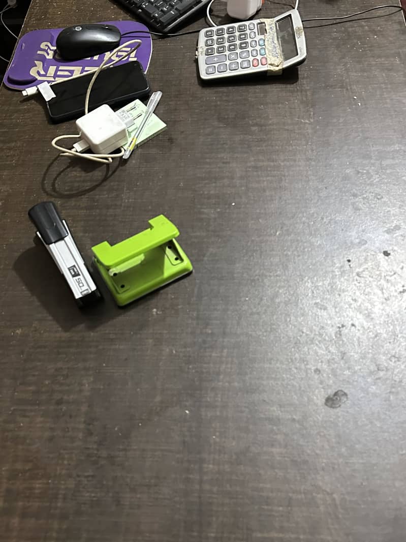 Office table and side table 1