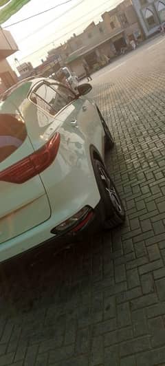 kia sportage all wheels