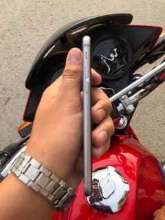 iphone 6s non pta 32 GB all ok set  software version up : 15.8 ka hae