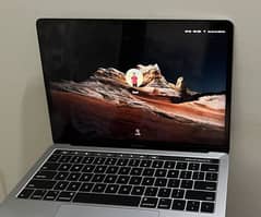 MacBook Pro 2017 | i7 | 16GB RAM | 512GB SSD | Touch Bar