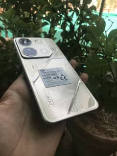 Itel P65 with box+ power bank