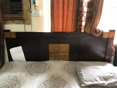 Bed king size