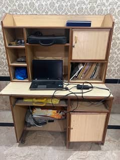 computer table