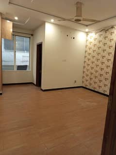 Beautiful Full House Tiles Flooring Available For Rent in G10
