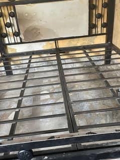 40000 king bed urgent sale