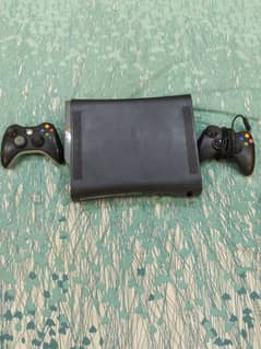 Xbox 360 + 2 Controller's + 50 Plus Games