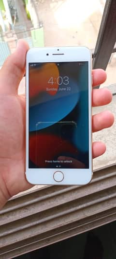 Good condition 10/9 battery original panel original seald phone
