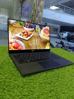 DELL XPS Core i7 8th Generation.  (16/512 nvme).