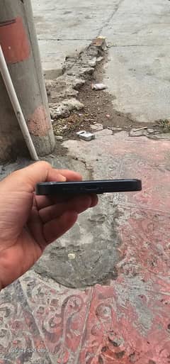 I want to sale my 16pro max titinum black