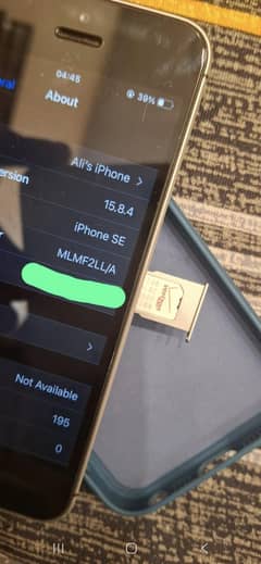 Iphone 5SE Pack phone Original Battery 94% Non PTA Full Sim Time 10/10